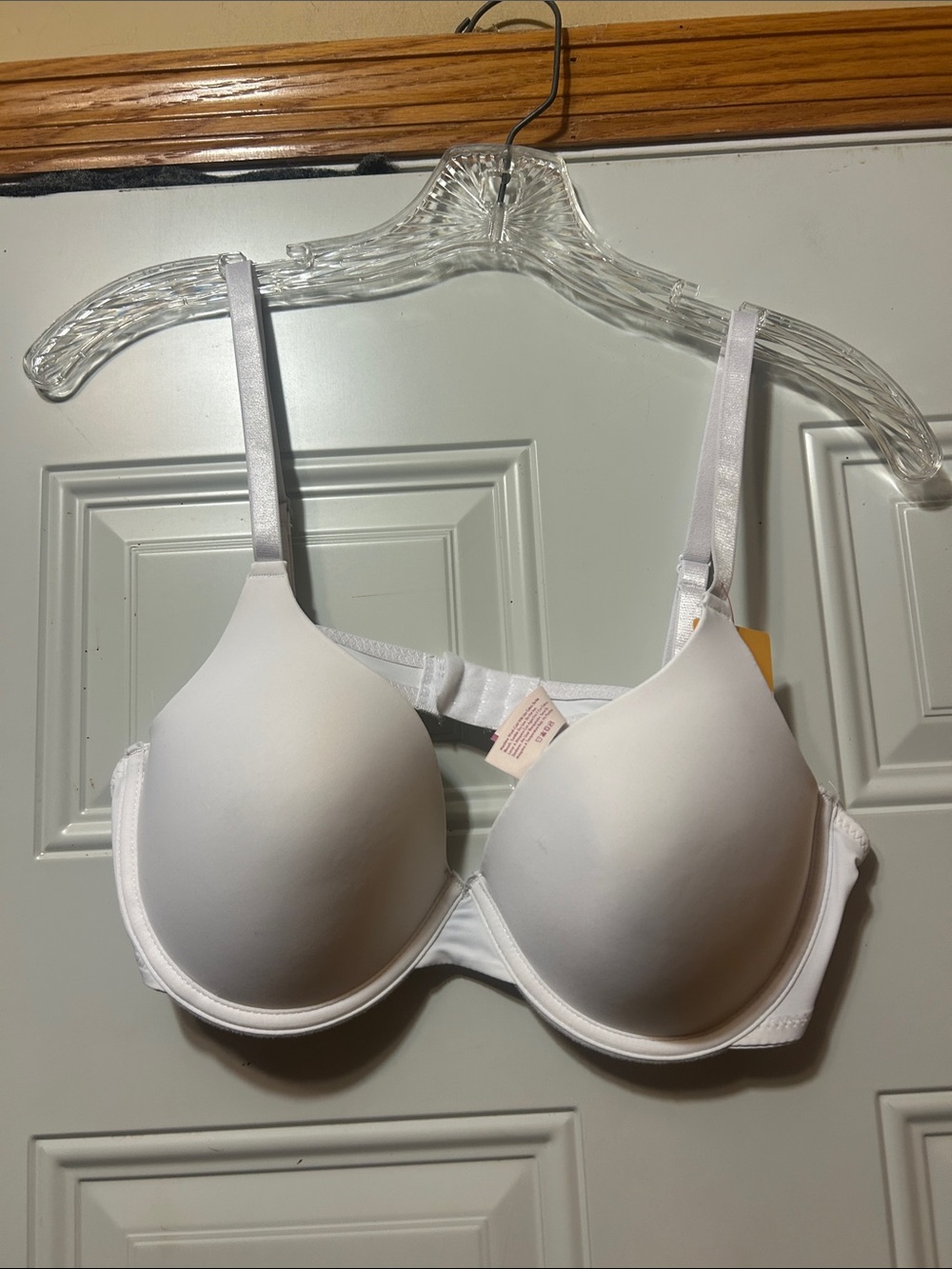 Women’s White T-Shirt Bra with Light Padding 36C NWT
